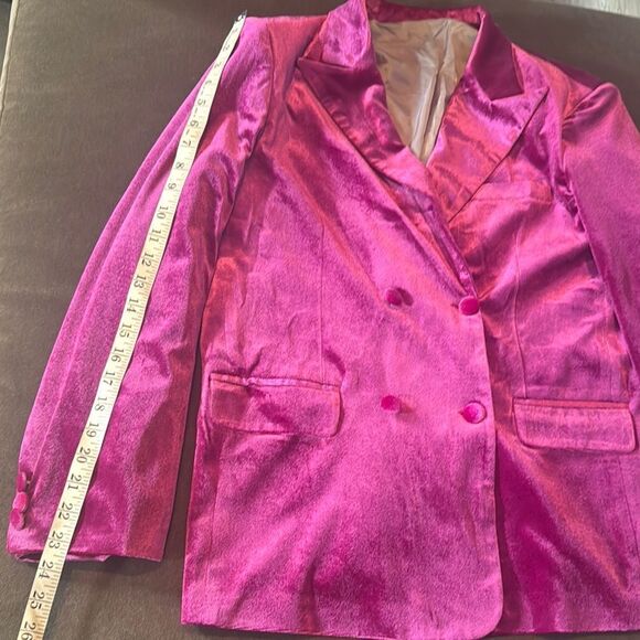 Women’s Pink Double Breasted Velvet 2 Piece Pant Suit Peak Lapel Size L NWT - Picture 8 of 13
